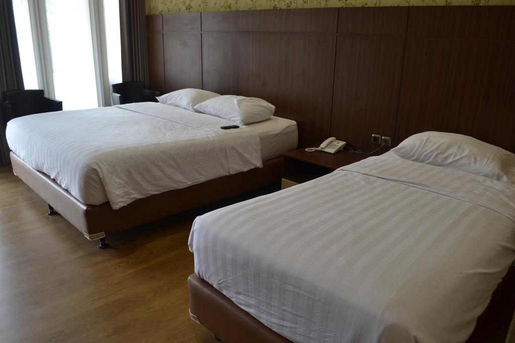 Hotel Selecta Batu  Quarto foto