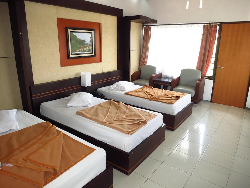 Hotel Selecta Batu  Quarto foto